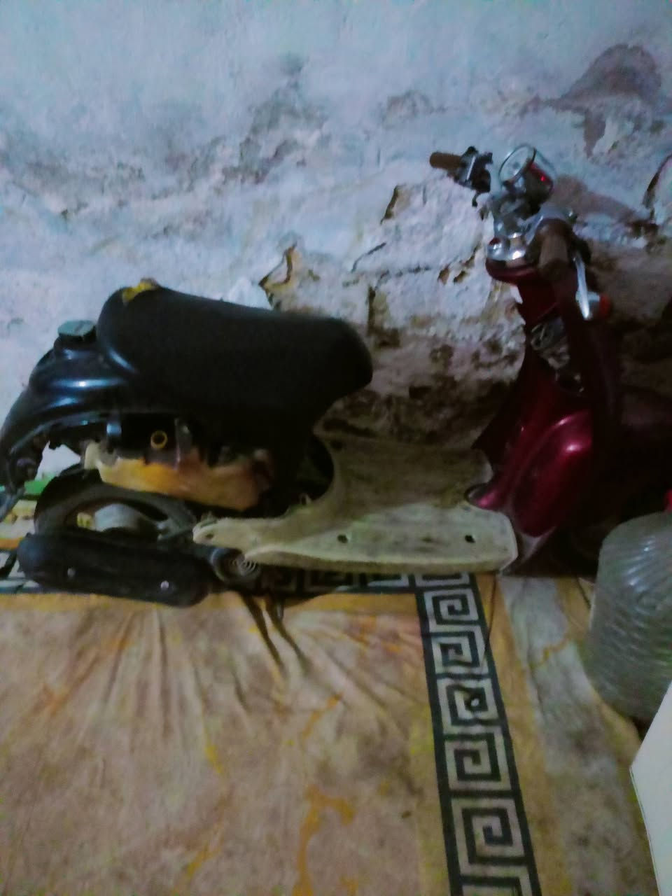 ***********
السلام عليكم السعر 80 بيها مجال حق الجيه 70 عنوان بغداد مدينه الصدر قطاع خط 20 عنوان يراجع كفرات مكينه بلاديه السلام عليكم
