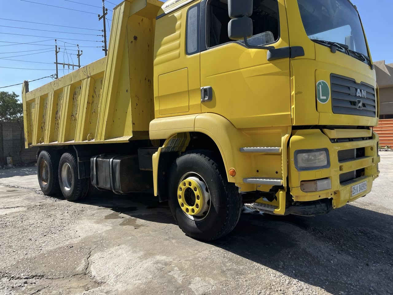 ًسلام عليكم  مان تيكا للبيع موديل 2004محرك بمب ونوزل بدون صرف وبخار وكير ابشرط  كير عادي 4*4مجموعة نص جي اف طخم طاير نص عمر بوديها مايلر 15متر دبل قماره بدون صبغ تبريد شغال رقمها كركوك مشروع وطني جديد بأسمي شرط تحويل وبيها حصة كاز كركوك سعر 250ومجال العنوان كركوك  ***********
