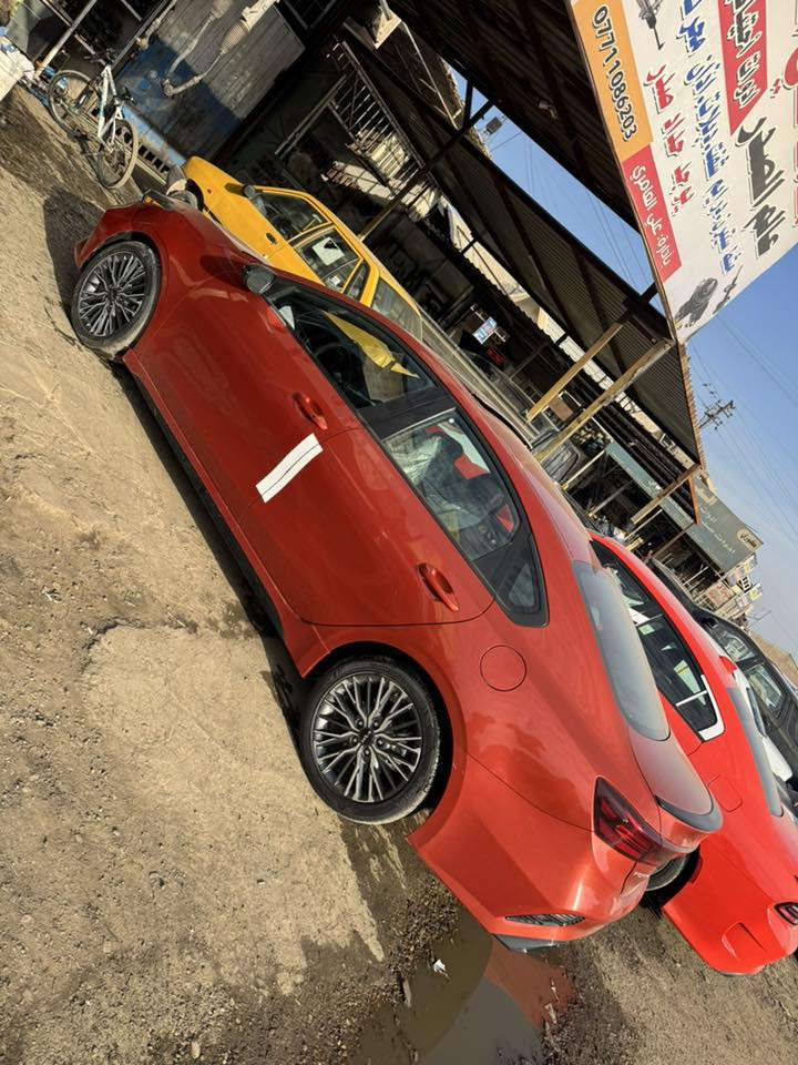 سلام عليكم فورتي مديل 2023جي تي لاين اعله فئه حادثه واضح كدامك سونار ناشره مال المندلاوي رقم بغداد بسمي 
سياره جديده بمعنه الكلامه بدون ايرباك ماشي 44كيلو
الهاتف ***********
