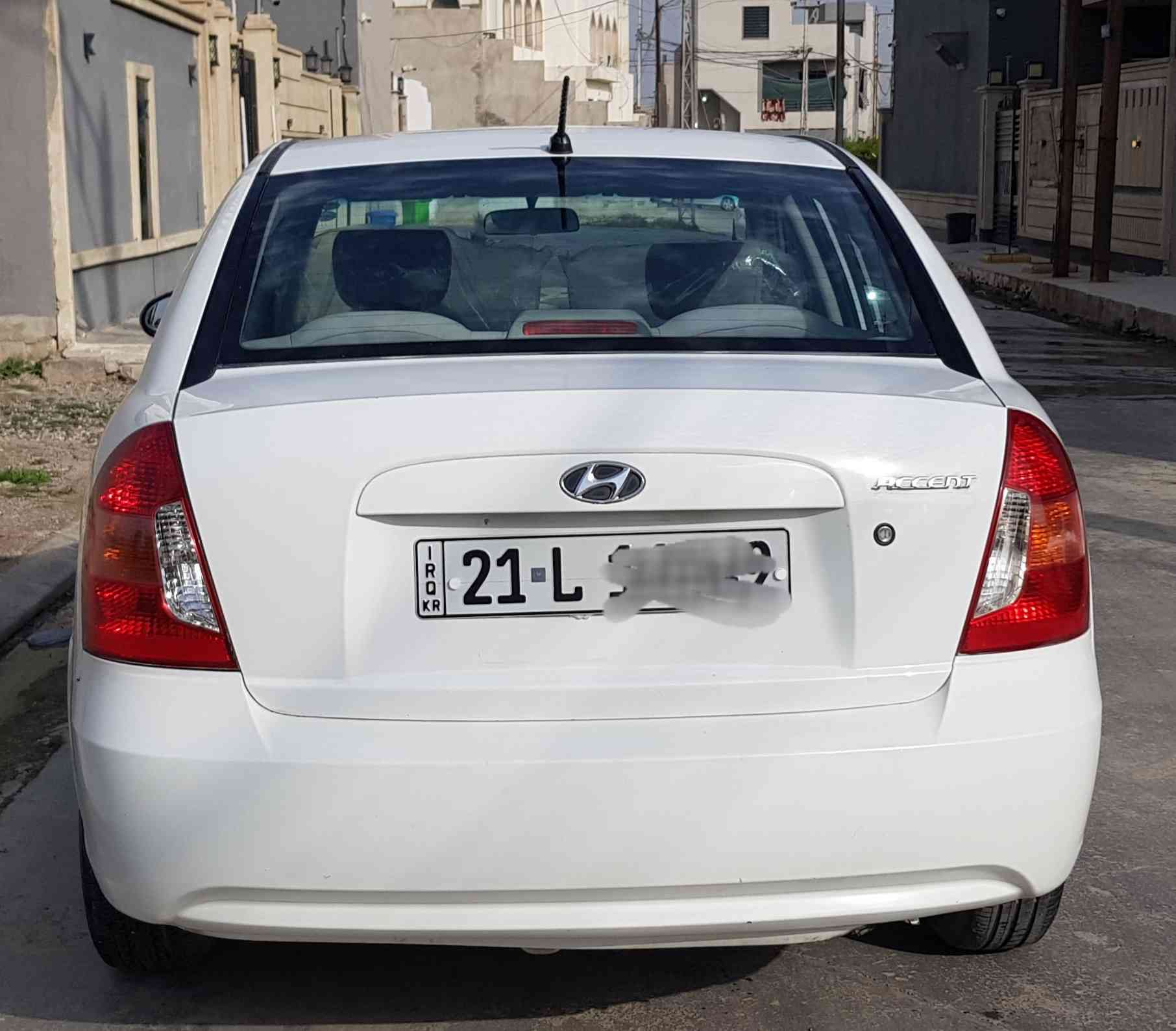 السلام عليكم
اكسنت ٢٠٠٨ محرك ١٤٠٠ گير اصلي توماتيك شرط السيارة جاهزة ما تصرف عليها دينار رقم سليمانية جديد هزة وفحص جديد سنوية جديدة لغاية ٢٠٣٠ شرط التحويل بيها ضرر جاملغ الامامي جهة النفر وربع البونيد بدون دواخل وكما موضح بالصور 
مكان السيارة الموصل الايسر 
للاستفسار الاتصال على الرقم *********** بي واتس اب
