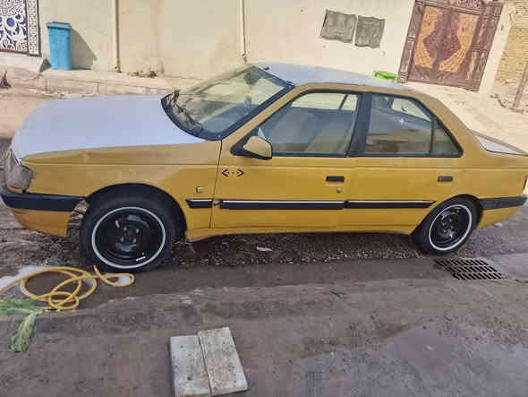 البيع بيجو 405 مديل 12 مصفره
مكينه كير كفاله 
حداده تخم تاير جديد        سعر 21 ورقه 
*********** مكان ميسان مغربه
