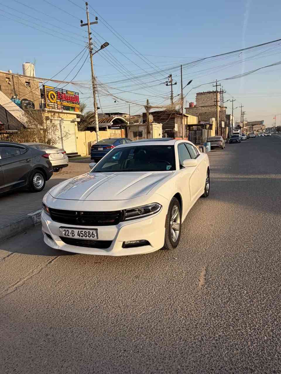 دودج جارجر وارد كندي ٢٠١٦ sxt كفاله عامه 
رقم اربيل ماشيه ٩٠ ميل 
مواصفات فتحه شاشه تشغيل عن بعد سماعات اللباين كشنات امامي تدفئه سياره جاهزه للأخير طخم تاير حداديه تبريد مكينه كير اكسل كفاله 
سعر٢٣٠مجال بسيط 
عنواني بصره 
بيها الدعاميه الاماميه مصبوغه وبارد كد اربع صابع بل بنيد ما بين فقط
رقم ***********
