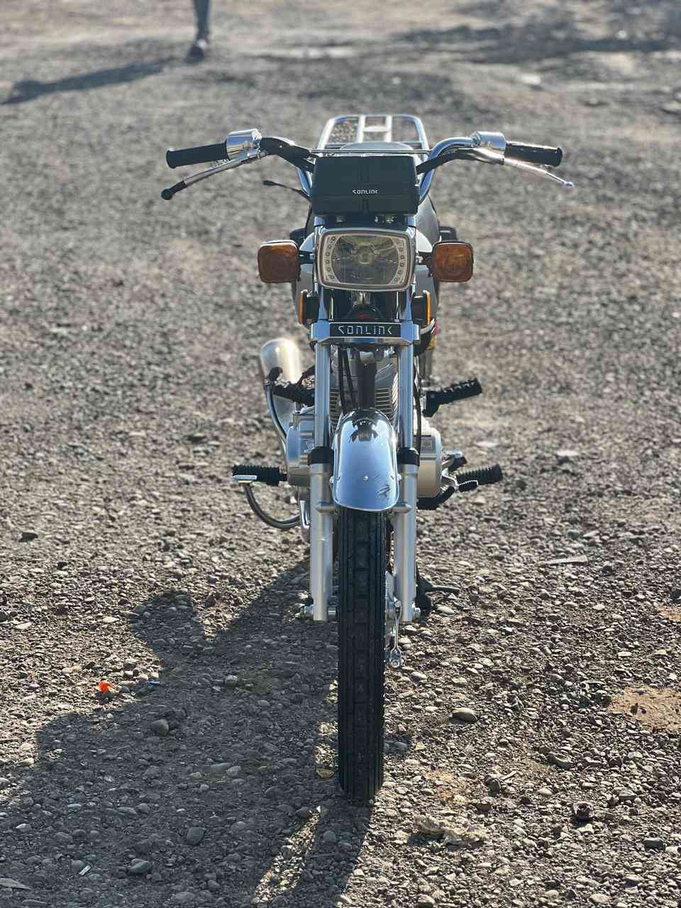 السلام عليكم للبيع دراجه نامه سونك الاصلي مو امتياز دراجه زيرو مماشيه فقط 1700 صالنصه مالتهه كاتم هاي اني شديتهه دراجه جديده بمعنى الكلمه مابيهه اي نقص كهربائيات شغاله كيجات شغاله منضومه لايت زنون ابيض وشمسي موديل 2025 صار سبوعين من طالعه سعر680 وبيهه مجال قليل اوراق كامله مكاني ديالى الخالص هبهب رقمي ***********
