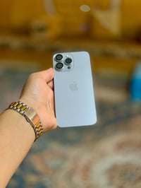 آيفون 15 برو ماكس • تيتانيوم • بطارية ٨٧