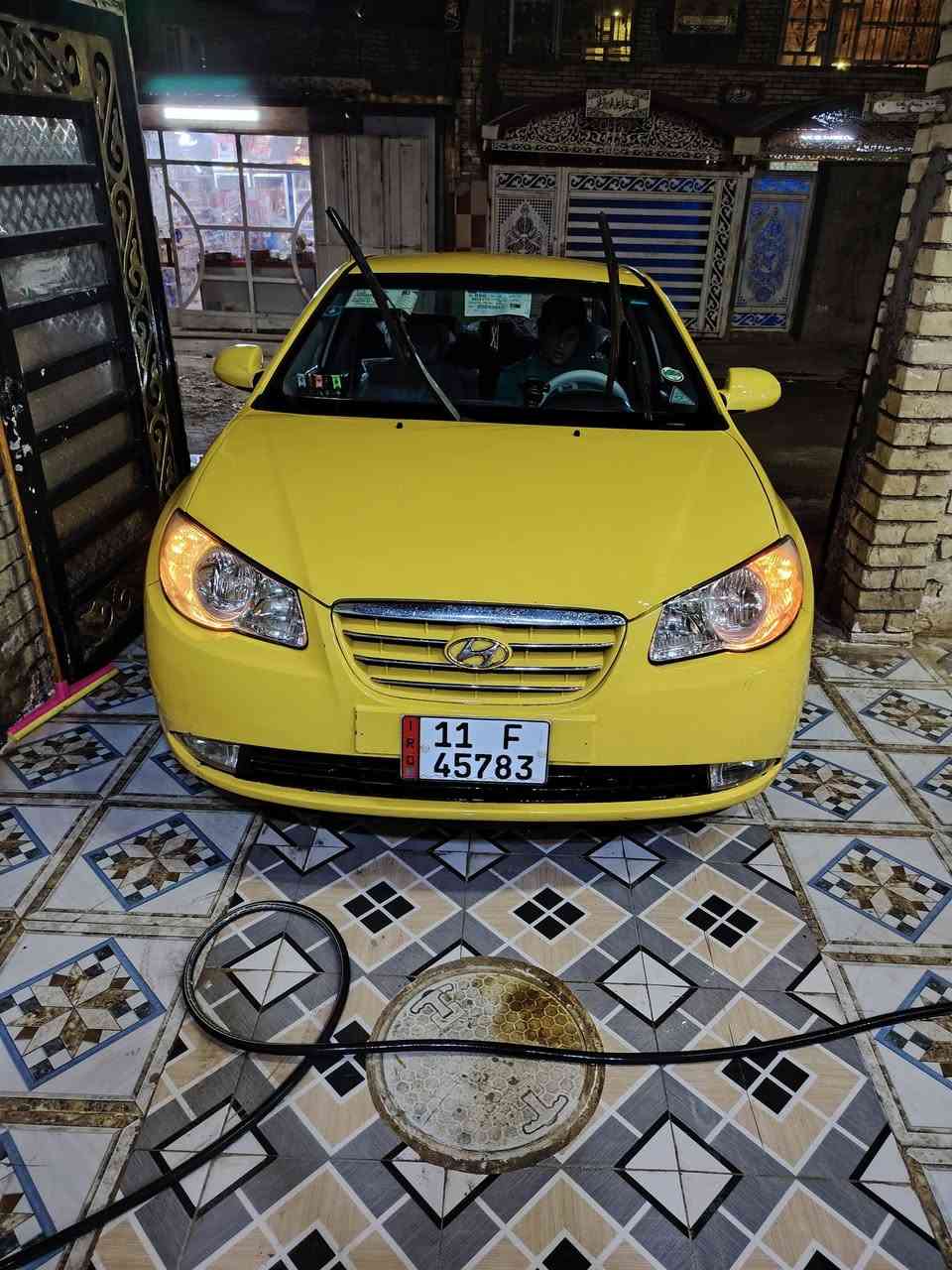 مرحبا شباب النتره ٢٠٩ وارد امريكي حدثه جاملق وحفت البنيد بدون دواخل شلع وبل عراق بيه طخه بطيطه جاملق الخلفي لبره العبري بسمي مصفره هيه وقرامه قبل سبوع سنويه جديده صار سبوع من طلعته تدفه تبريد مكينه وكير جدد تخم تاير جديد كبل لشارع ما عوزه كلشي مكان سياره بغداد نهروان سعر السياره ٩٠ بيه مجال كلش بصيط مال جيه رقم تليفون***********
