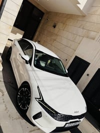 من رخصة الادمن  كي 5 خليجي  ضمان الدولية  ملاحظة سيارت عليها ppf كامل ...