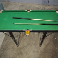 بليارد صغير • ديكور منزلي