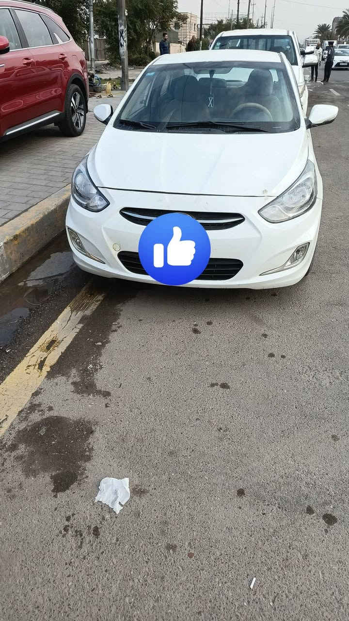 سلام عليكم اكسنت موديل 16خليج متجية مكينة وكير اتوماتيك 1400مكفولة رقمةانكليزي واسط السعر 70وبيه مجال مكاني بغداد الشعب هاتف ***********
