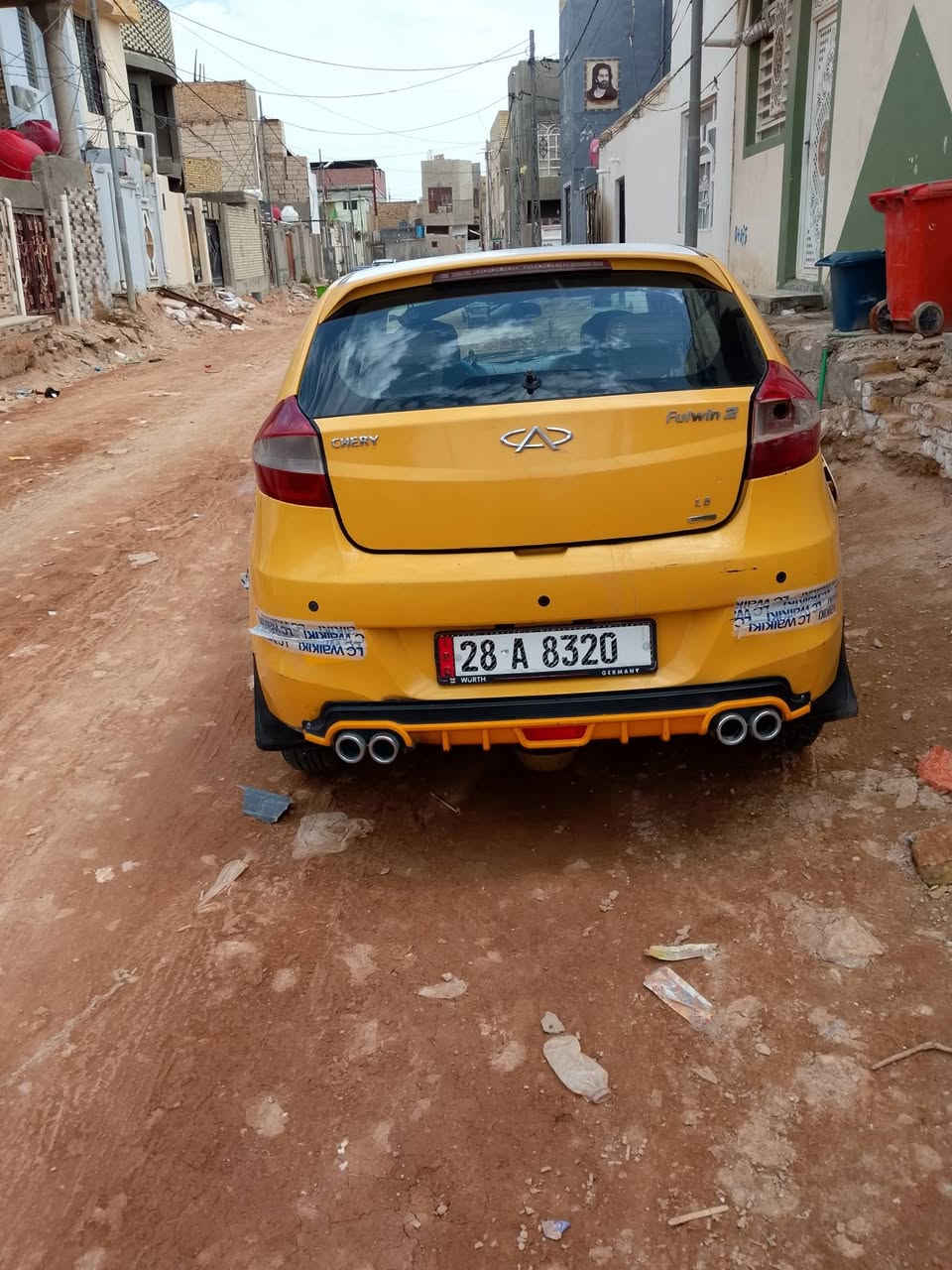 سلام عليكم شيري فلاوين لبيع سياره جاهزه مكينه كير حداديه تخم تاير تبريد سياره خير من الله لا صبغ ولا ضربه رقم نجف مصفره من كلشي سعر 27وبيه مجال اي ستفسار تصل ***********
