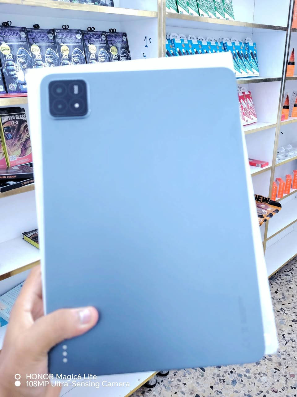 ​للبيع: تابلت شاومي باد 6 اس برو (Xiaomi Pad 6S Pro) بحالة ممتازة
جهاز بمواصفات جبارة وأداء ممتاز، الجهاز نظيف جداً ومحافَظ عليه بنسبة 95%.
​الذاكرة (Storage): 512GB
​الرام (RAM): 12GB
​الملحقات: كفر أصلي + ستاند (حامل).
​السعر: 550 ألف دينار عراقي (وبيه مجال قليل للطيبين).
المكان: بغداد - البلديات - شارع سيد صلاح.
​للجادين فقط، يرجى الاتصال أو المراسلة على الرقم
❌❌❌❌❌❌❌❌❌❌❌❌❌❌❌❌❌
📱 للبيع – Redmi Note 8 Pro

- سعة 128GB
- يدعم شريحتين
- الجهاز بدون أغراض

ملاحظة: ظهر الجهاز مفطور، والكاميرا والفلاش لا يعملان، أما باقي وظائف الجهاز فتعمل بشكل طبيعي.

💰 السعر: 80 ألف دينار
يوجد مجال بسيط للشراي.

📍 العنوان: البلديات – شارع سيد صلاح
📞 للاستفسار: ***********
