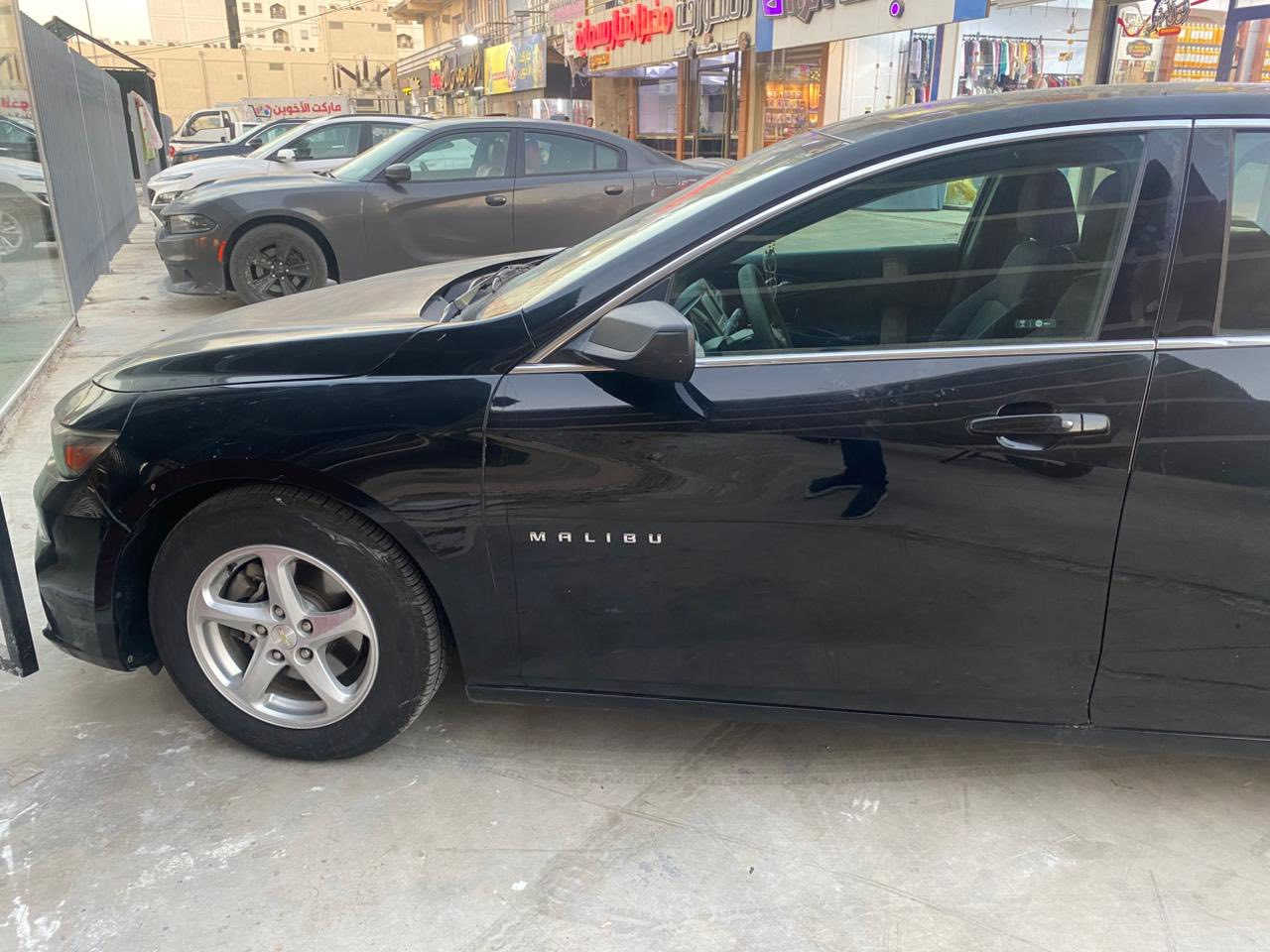 ماليبو 2017 رقم اربيل عدنا وكاله بيها سنويه منتهيه حادثها مثل ما واضح  ب صوره البنيد بي جراد ما بيها نواقص مكينه 1500 السعر 86 $ مجال حق الجيه مكان سياره بغداد ضباط البلديات 
***********
