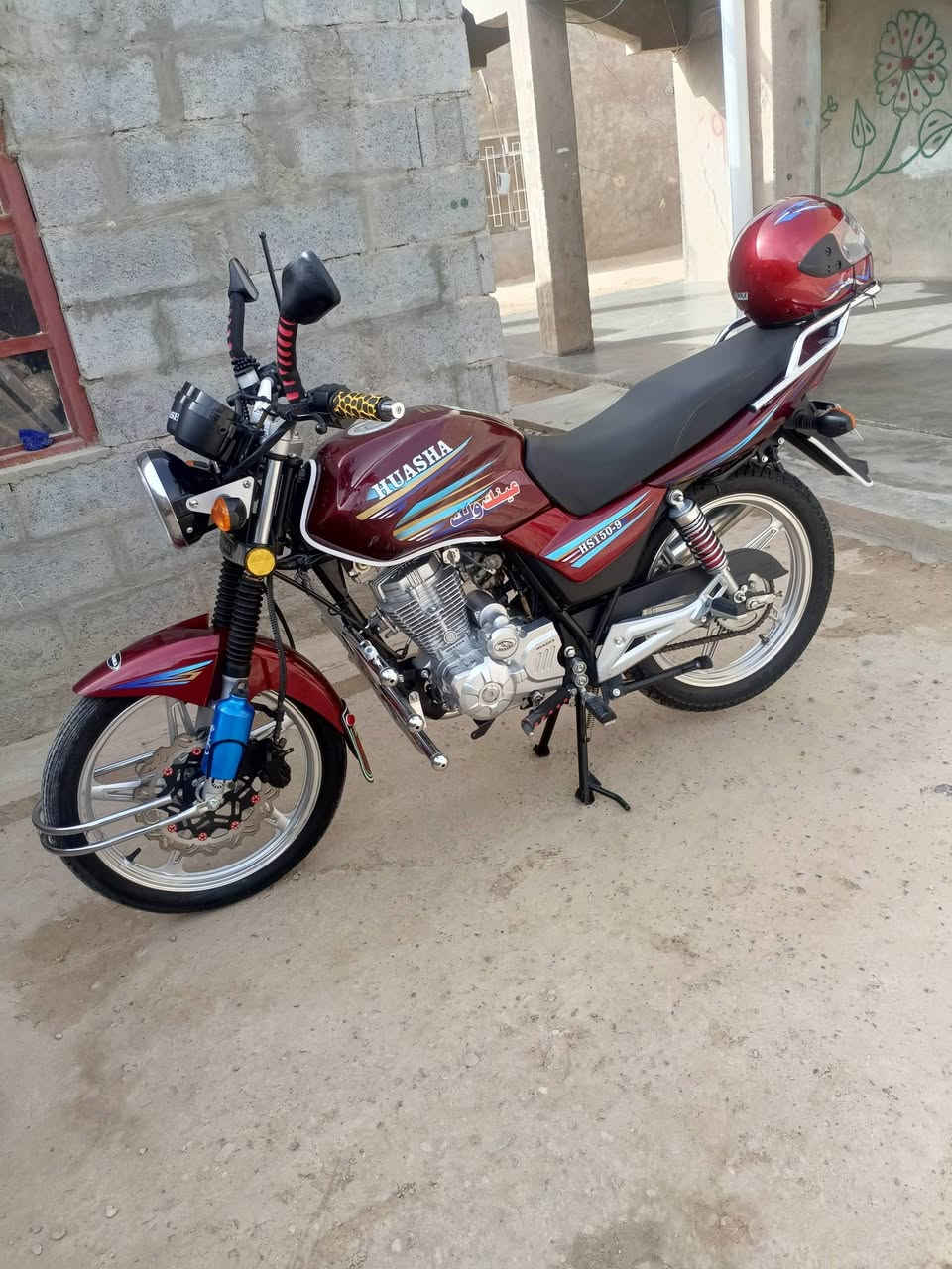 سلام عليكم هيوشه موديل 25نضافه كدامك حلوه ومرتبه بمليون و200وبيها مجال قليل ملاحضه دراجه مبيها لو ورقه دراجه مكفوله من كلشي ***********
