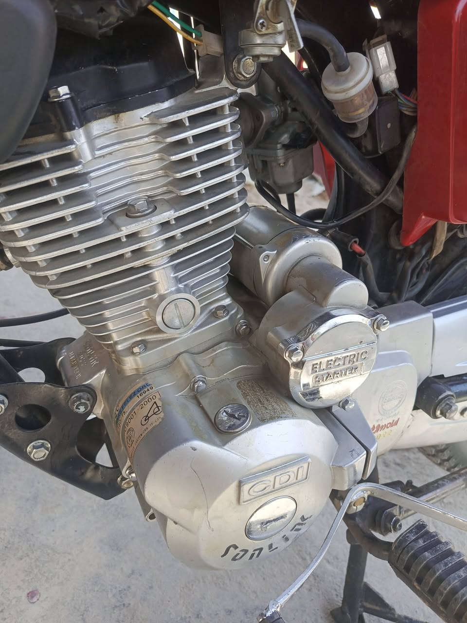 بسم الله الرحمن الرحيم اقره المنشور قبل لاتدخل رجأاً❤👍🏻
سلام عليكم ايراني موديل 2022 نوع سيفاني 5كير شلعه ومعدل تشك الكاع ترايك وين ميعجبك مكينه كفاله تايرات جدد جوبلس كهربائيات شغاله لايت عالي ناصي زنون اشاير يمنه يسره وره وكدام هورن يدات بانزين رياضي فقط تانكي البانزين بي خسفه شويه ممبين اصلن سعرها 650الف وبيها مجال سبب البيع محتاج فلوس مكانها الدراجه بغداد بجسر ديالى الجديد نقطه داله رستميه


**إذا كنت صاحب هذا الإعلان وتريد حذفه لأي سبب، رجاءا أرسل رسالة إلى الدعم الفني**