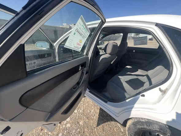 بسبب الضروف اعادة النشر
اوبترا 2009 توماتيك بدون صبغ وبدون حادث فقط مكانين ع البارد وداخل جديد على وضع الشركة  
كير ومكينه وتبريد بشرط 
سياره احلى من الصور
 
السعر النهائي 80 بدون مجال
للاستفسار: ***********
***********
