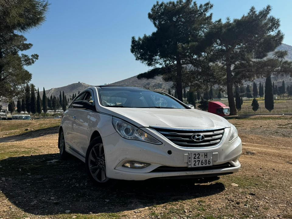 سلام وعليكم هونداي سوناته مديل ١٢ خليجي بس باب مرشوش فقط مكان السياره بصره سعرهه ١٢٥و   وبيهه مجال /***********
