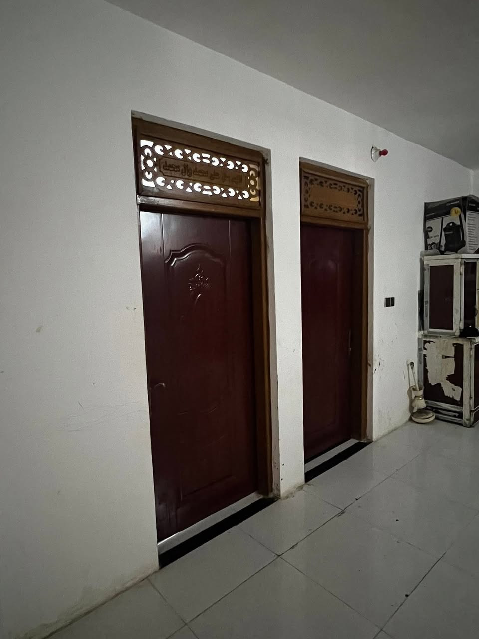دار سكني #للبيع 🏠
موقعه #التقيةالثالثة_حي_الميكانيك 

فرع مديريه شؤؤن الشرطه

#زراعي_سند25_مشمول_بالتطويب

#مساحته_217_متر 
#يرهم بيع او مراوس
يحتوي البيت عله طابقين

يحتوي الطابق الاول علئ غرفتين نوم وصاله ومطبخ واستقبال وصحيات داخليه وخارجيه 

يحتوي الطابق الثاني علئ اربع غرف نوم وصاله وصحيات وسطح

#السعر خاص

للاستفسار اكثر 

#واتساب_اتصال

‭***********
