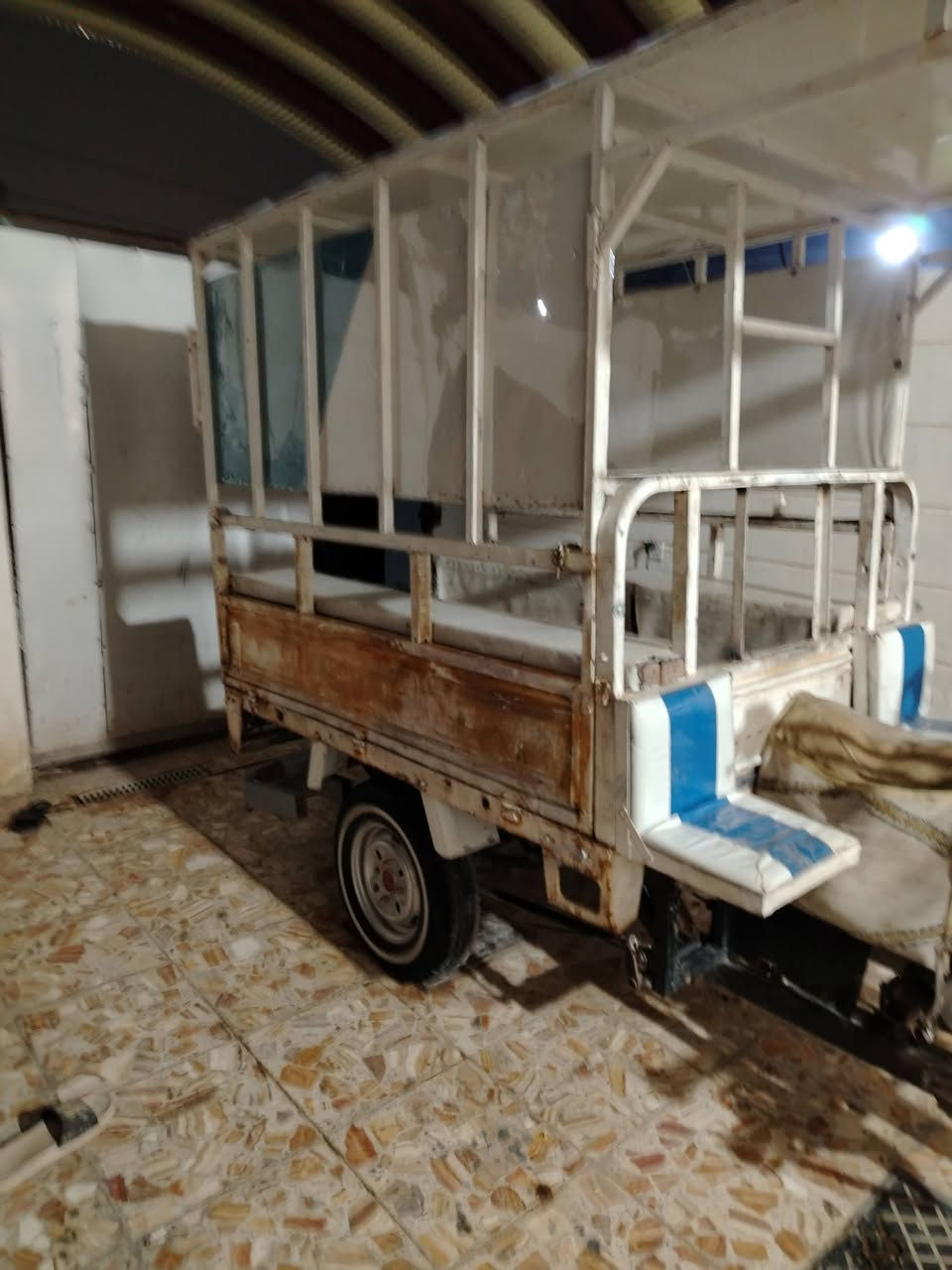 ستوته امتيار البيع مديل 10 نضيفه نكره سلف حلوه الدراجه رقم ألماني  السعر 2 وميه وبيه مجال مكاني حي الرحمه  ***********
