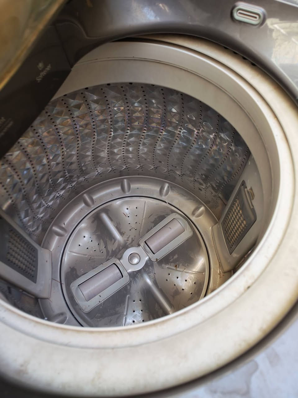 غسالة اوتماتيك سامسونغ أصلي السعر 200 ألف
العنوان/ الحسينية مسقط 
للتواصل/ ***********
