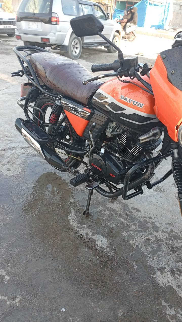 سلام عليكم دراجة دايوان موديل ٢٣رقم بغداد مكاني شماعية رقمي ***********
