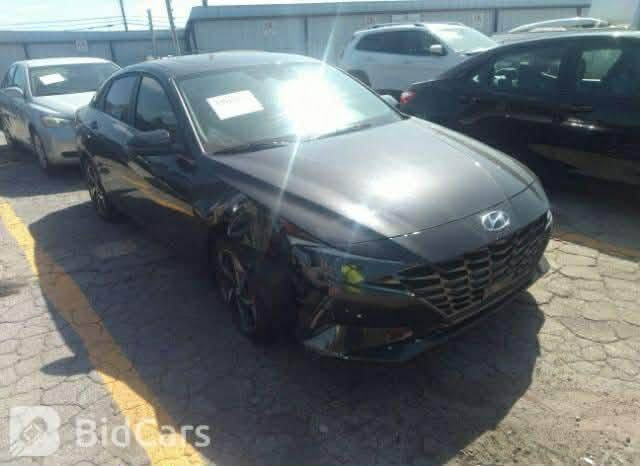 النترا موديل 21  فول مواصفات واحد ع واحد مكينه 2000واردامريكي حادثه موظح بصورة بسمي السعر140مكانه بغداد حي جهاد *********** واتساب
