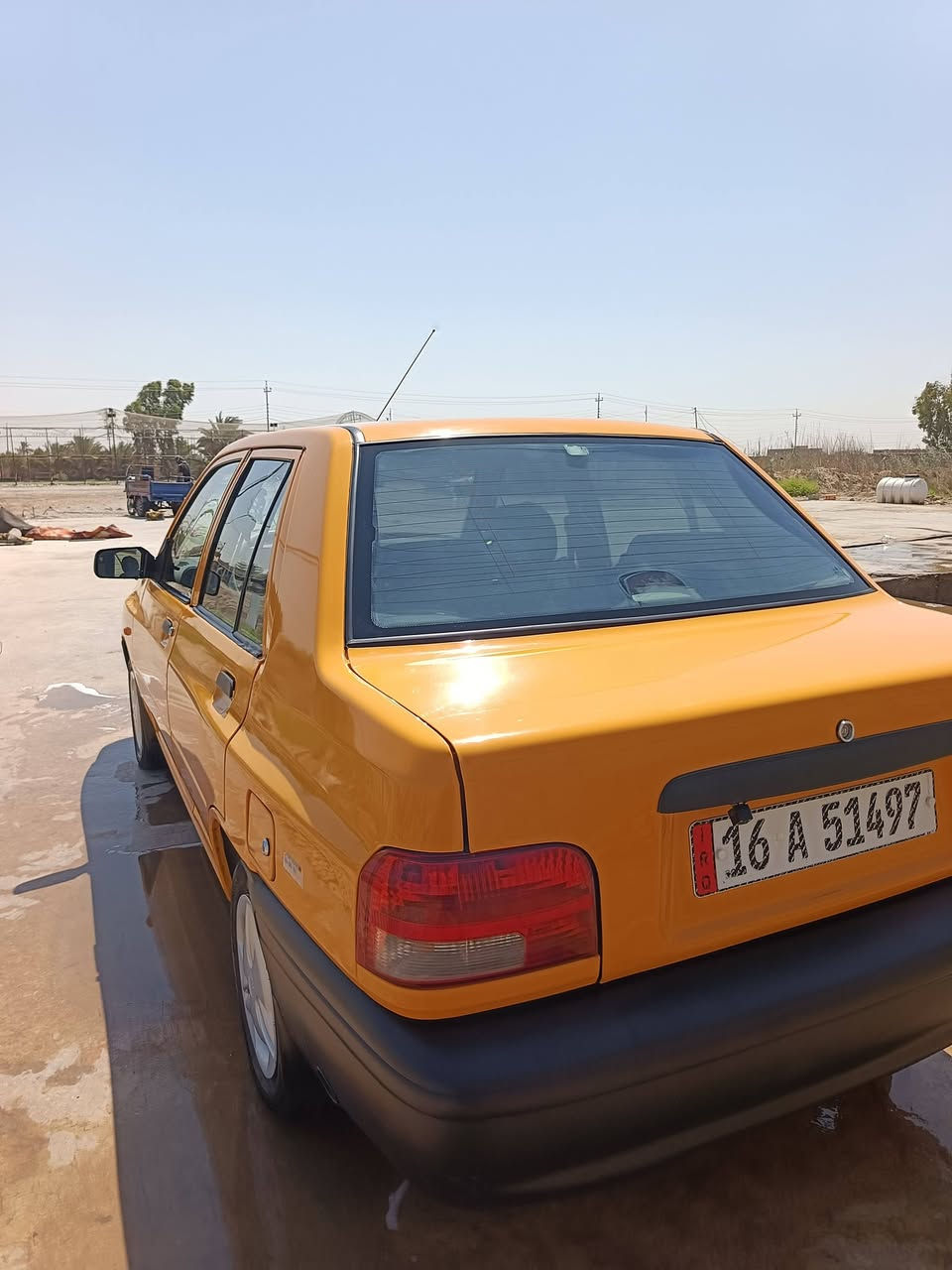 سلام عليكم شباب سايبه للبيع موديل ٢٠٢٥ 
مكينه وكير وحداديه وتخم تاير بل جيس 
السياره كفاله عامه ماشيه 50  ألف بيه كد شبر بارد بل باب الأخير سنويه بسمي عارضه   69وبيه مجال
***********
