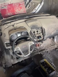 بدون محرك • دبة • ٢٤٠٠