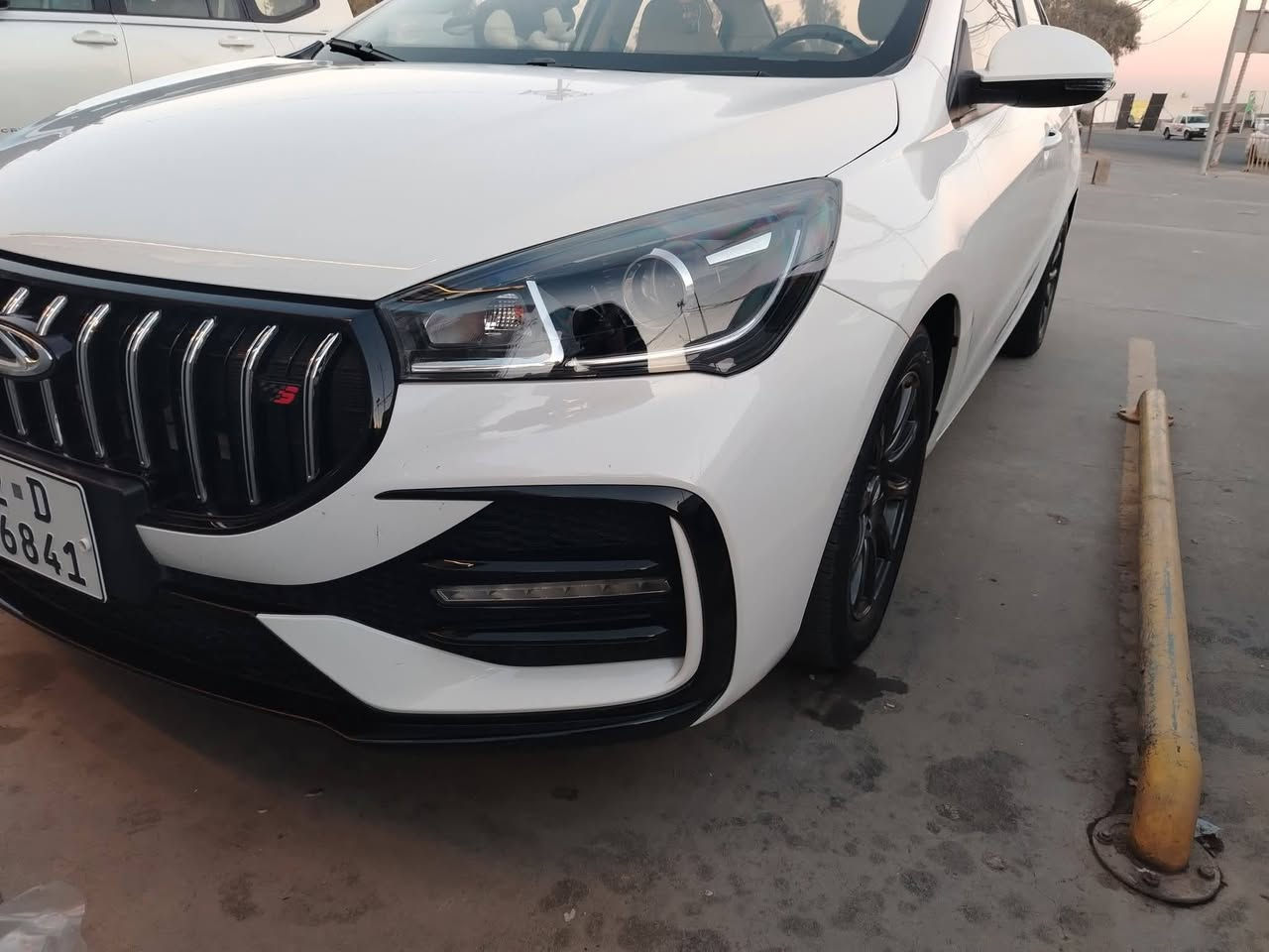 شيري اريزو 5 موديل 2024 ماشي ٣٦ الف سيارة مكفولة بالكامل ورقم جديد مع سنوية مكاني كركوك مع بطاقة بنزين موصفات لايتات ليد وضعات قيادة واشارة بالمراية....   سيارة مدوشمة حتى ارضيات ودشبول بالكامل.. سعر 104 وبيها مجال قليل جدا  للتواصل ***********
