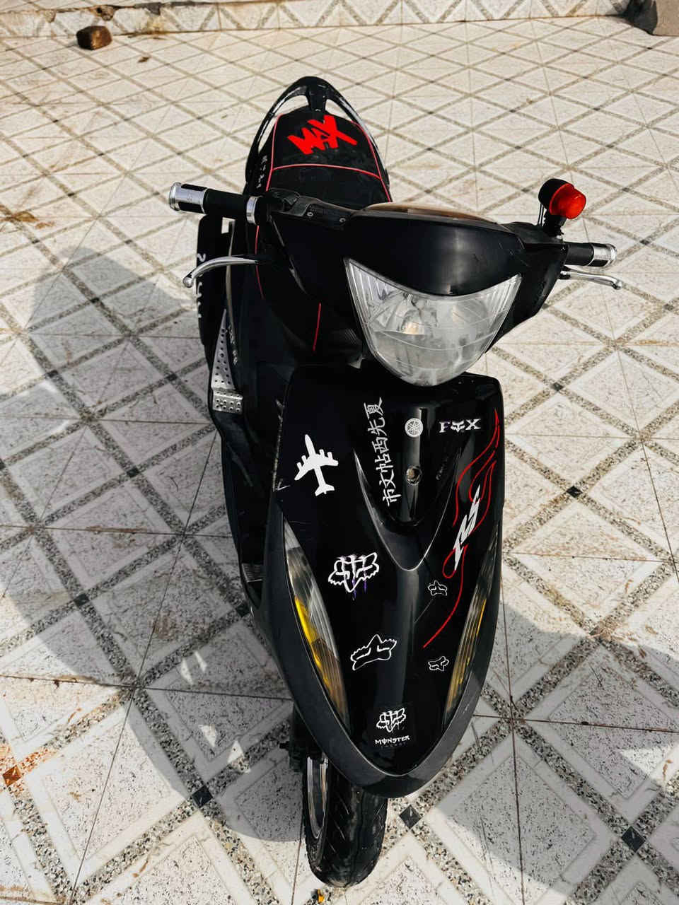 دراجه للبيع ماكس 49 بلاد اي نقص ما بيها بكان ديالى بعقوبه السعر 700 وبيها مجال***********
