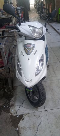 دراجه مكفولة برغي مامفتوح بيها شرط الفحص مامتواجد عل خاص هذا رقمي 0785...