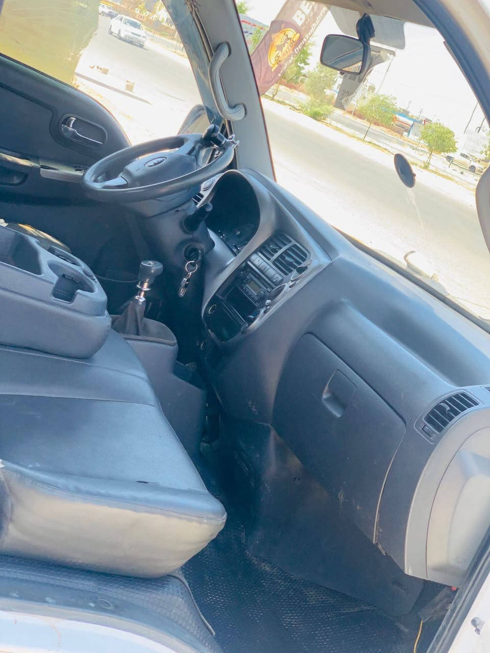 کیا ٤٠٠٠ ادوات
مكان اربيل سيارة ما بيها نقص بس البريك ما بيها شرط مكينة و اكسل و كير.
70 ورقة و بيها مجال لطيبين

***********

***********
