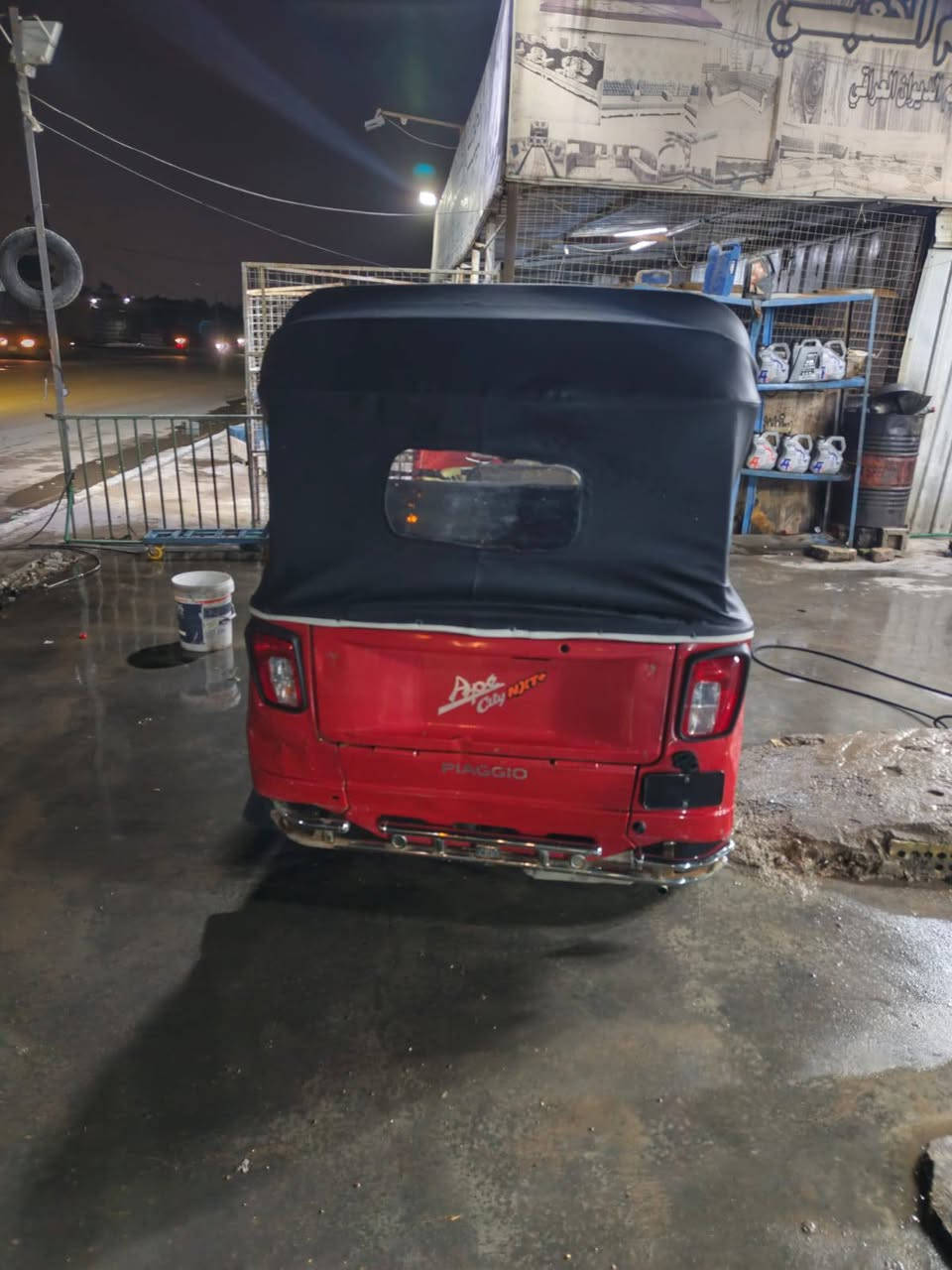 السلام عليكم تيك توك بياجو موديل 2022 اوراق كامله اصولي 10 تخم تاير جبلي تخمويل كهربائيات كلها شغاله لا تنقيص ولا تبخير تيك توك جديده بلادي لا ضربه ولا صبغ ولا معجون مثل ما موضح بالفيديو التوك توك على نظام الشركه كل شيء ما ناقصها تخاف من عيون الناس لا تشتريها مكان بغداد للاستفسار ***********
