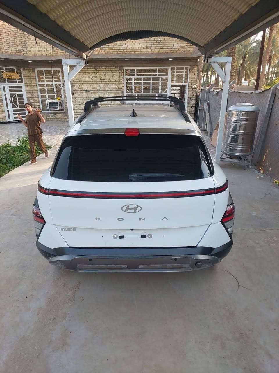 السلام عليكم للبيع هونداي كونا 2025 فول مواصفات كير تعليك محرك 2000 دوش شفتات سرعه تحكمات  بدون رقم حادث صبغ نص جاملغ خلفي وقبق جنطه نفس لون  زلغ بنهايه  القماره اصبع اثر تحميل السياره ماشيه 1800 ميل زيرو جديده السياره ***********
