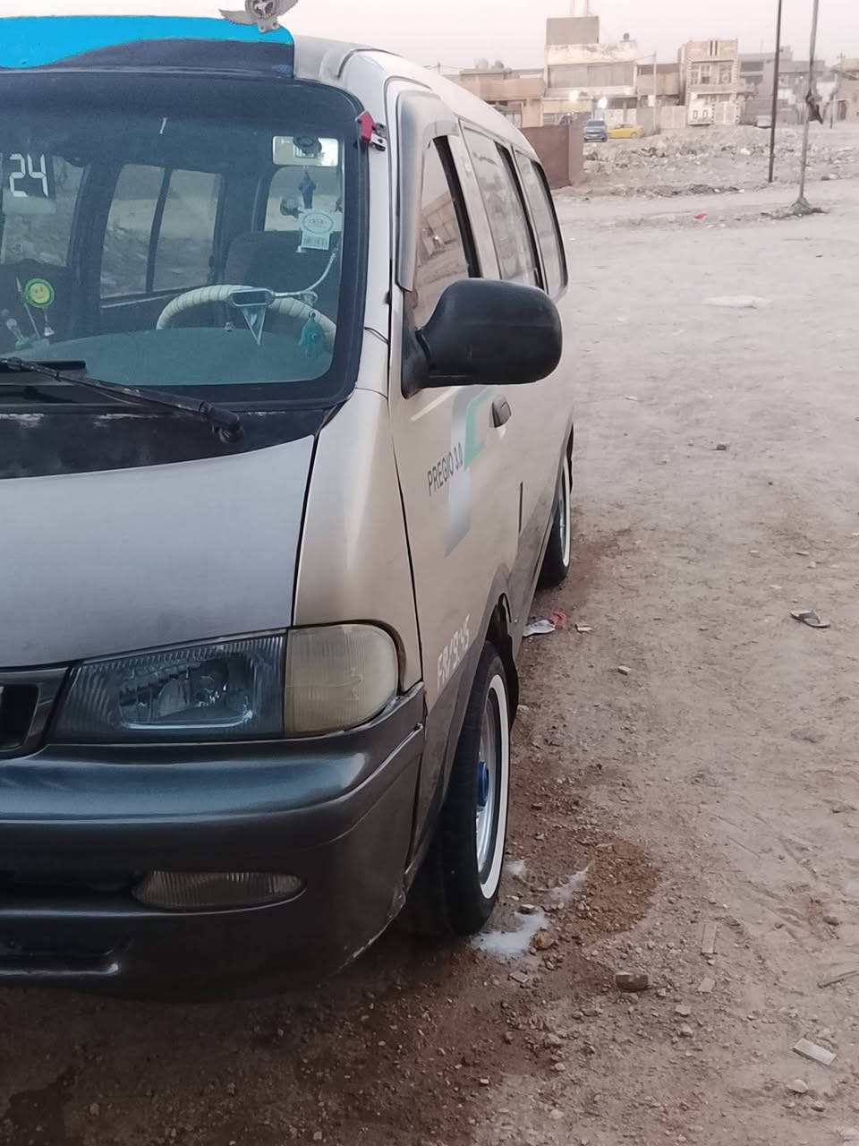 سلام عليكم بريجو لبيع موديل ٩٦ سنويه ل٢٦ بسمي كير مكينه اكسن حدديه دوشمه تخم تيار كهربائي كله جديد السعر 55 وبيه مجال حك الجيه مكان حله ***********
