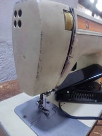 مكينة خياطة • براذر ياباني • بدون ميز