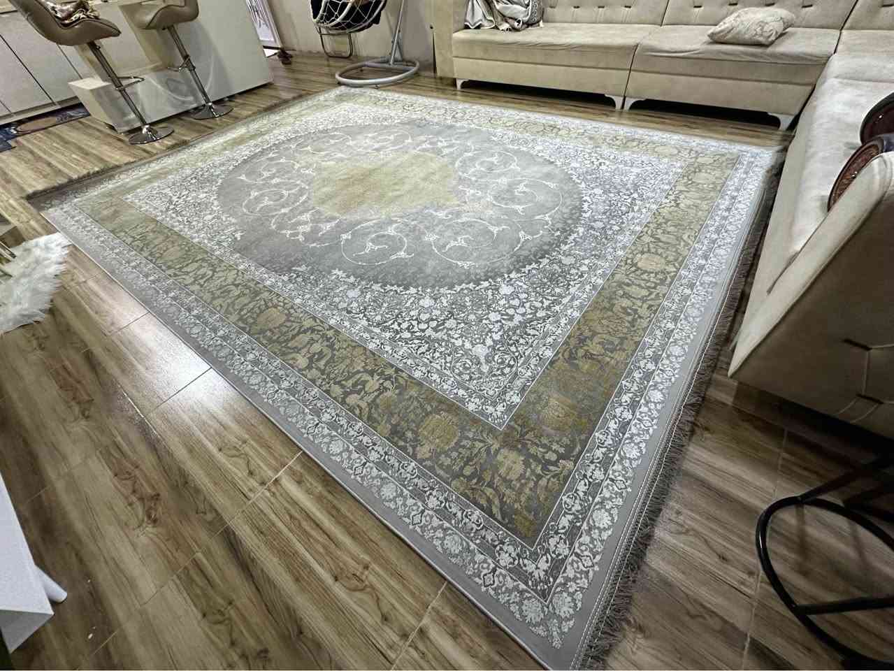 ئه م فه رشه بو فروشتن قياسي ٣به ٤ ئيرانيه ١٢٠٠ شانيه زوه ر تازيه سعري ٣٥٠ دولاره له سليمانيم زماري موبايل *********** السليمانية, العراق
