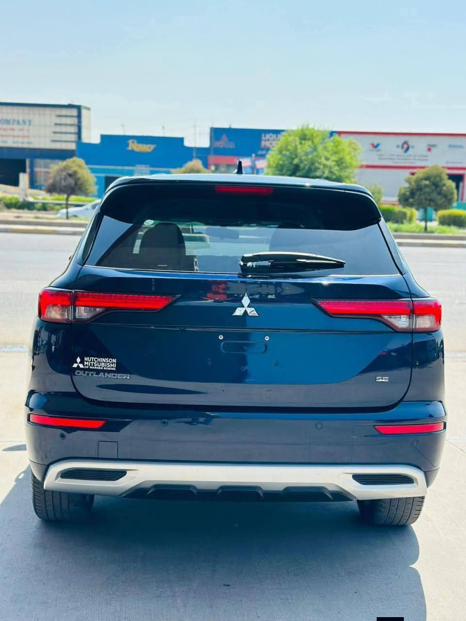 2023 MITSUBISHI OUTLANDER, SE 2.5
مستربوشي اوتلاندر 2023 
محرك 2500🚀
السياره حادثه جملغ يسار صبغ -  بدون دواخل ) 
بجم كبس صور الحادث بين الصور 
ايرباك سيستم  

مواصفات فول فول ما عدا فتحة👇
بصمة
ابواب بصمة
4 كاميرا 
٧ راكب
حساس امامي و خلفي 
رادار امامي و خلفي و جانبي
كشن هيتر
لايت زينون
لايت ليد
بلاجكتور
شحن وايرلس
تحكم ستيرن
تحديد السرعة
تحديد المسار
نظام ايكو 
نظام سبورت
٥ نظام قياده 
ويل كب كروم R20
بريك بصمة
صندوق شفت
تبريد قطعتين
شاشة كبير
سعر 190 ورقه  
معرض  اربيل كارس
 واتساب
رقم ☎️*********** كورك 
رقم ☎️*********** اسيا
