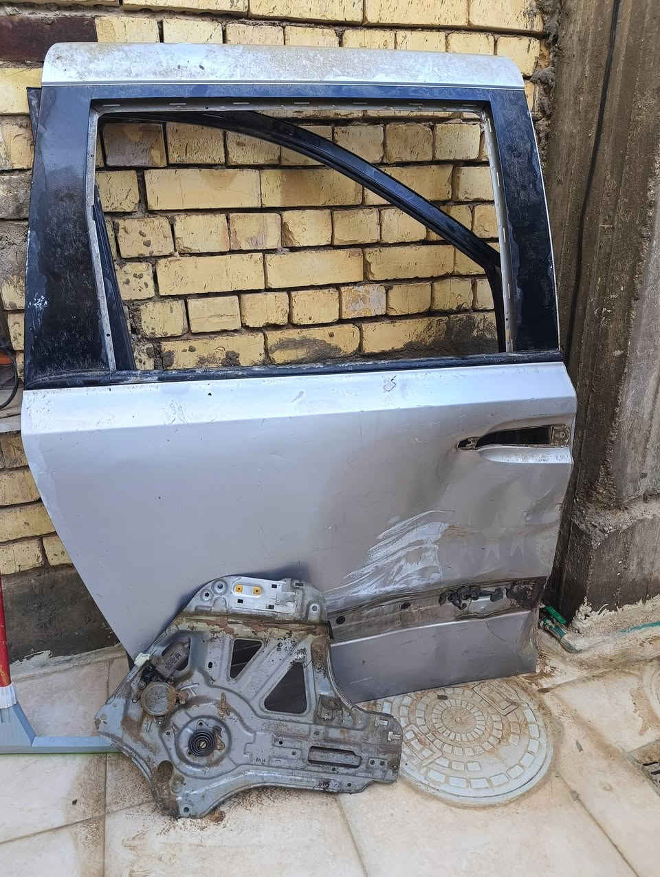 السلام عليكم لبيع مكاني كربلاء رقمي ***********
