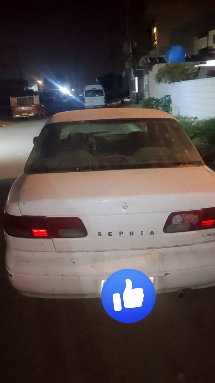 السلام عليكم للبيع كيا سيفيا رقمه بغداد مشروع وطني السعر 35 وبيه مجال كير عادي سياره خير من الله هذا رقمي ***********
