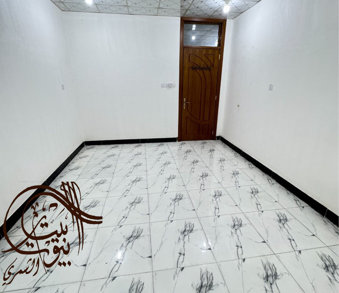 اجار :
🏡 شقة أرضية للأجار – 130م / نادر الثانية

غرفتين نوم – مجمع صحيات – مطبخ

📌 موقع ممتاز جداً

📍 مكتب بيت بيوت الشمري – نادر الثانية / الشارع الخدمي / مقابل سكلة صدام   /علي عذاب ***********

📍 موقع المكتب على الخريطة:

https://maps.apple/p/3iXj2_1jp-~p5y
