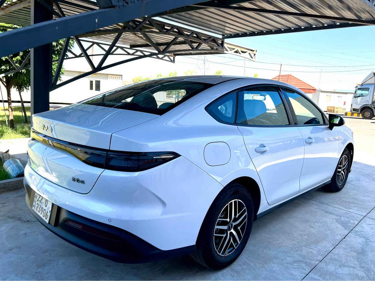 BYD seal 05 
14000 کیلۆمەتر ڕۆیشتوە 
دەعامی لۆ دەعامی بەشەرت 
ویل کڕۆم بیلادی
٢ شەحنی بیلادی لەگەڵە 
٢ سویج + کارت
کۆمپرێسەری هەوا 
کامل ئەشیای بیلادی خۆی لەگەڵە
سەیارەکە رەقەمە جاهیزە بەناوی خۆمە
ژم : *********** أربيل, العراق
