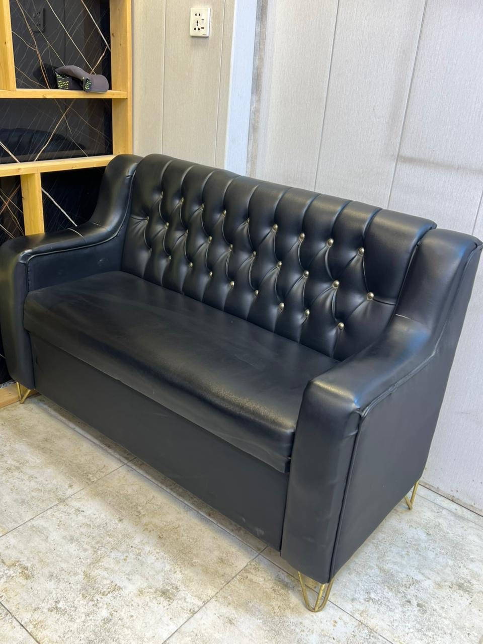 غراض للبيع العنوان الغزالية للتواصل ***********
