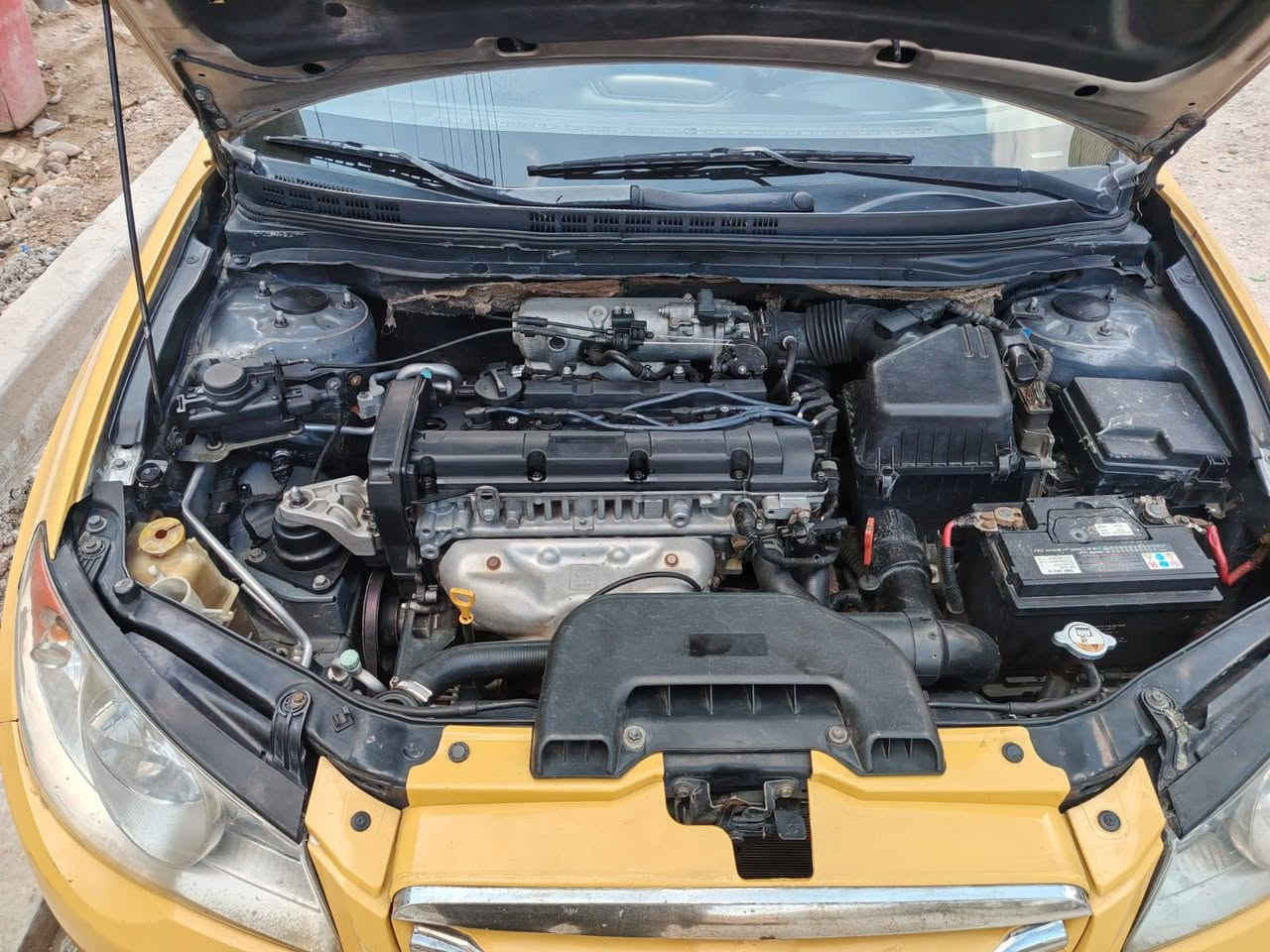 السلام عليكم النترة مديل ٩ حادثها جاملغ وبنيد مكينة ٢٠٠٠مكينة وكير جدد حاوي المكان العبيدي ***********
