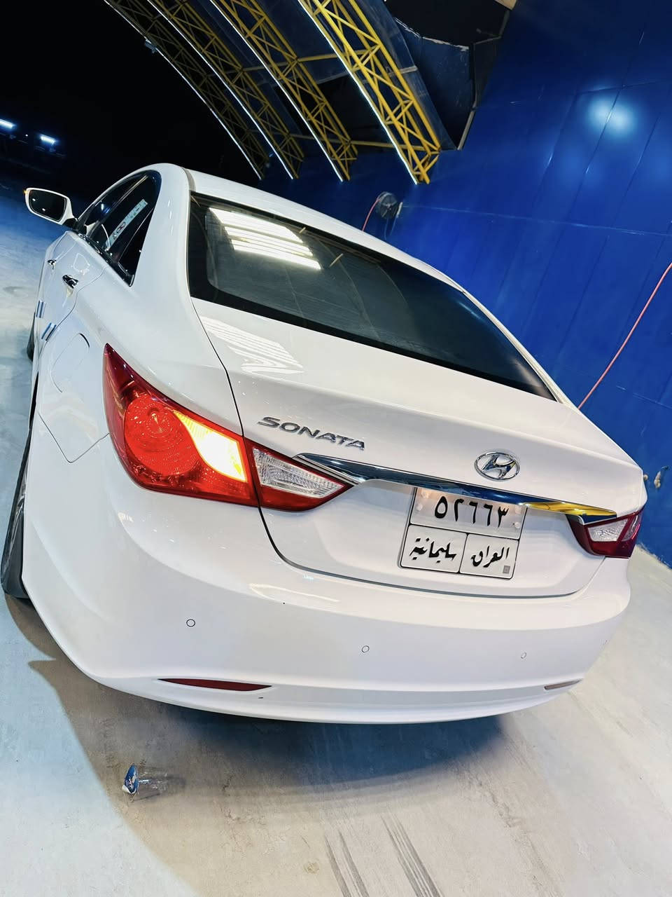 للبيع سوناتا 2013 شكل 2014
سياره حيل جديده مصروف عليها هواي معتني بيهه من صدر وتخم تاير كير محرك ممفتوح 
مكفوله من الصبغ والفتح حته الدعاميات
بيها مكانيين BDR بكد اقل شبر فقط
كرسي سايق كهرباء
قطعتين تبريد
مري شفط 
شفتات سرعه
مواصفات عاديه سياره مال شركه العامه
السعر 145 وبيها مجال مكاني تكريت
***********
