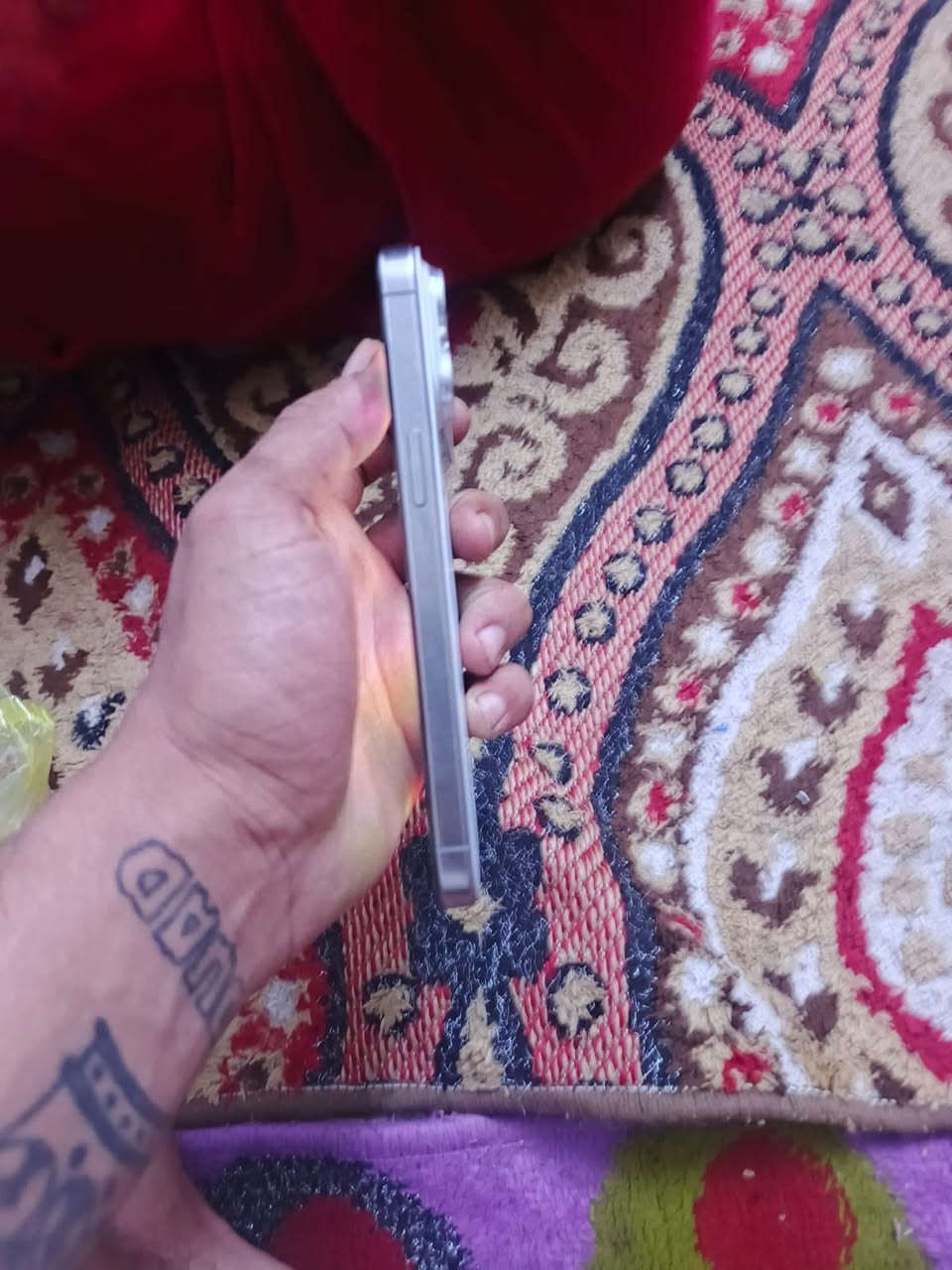 سلام عليكم آيفون 15 برو ماكس 
اكرر مو عبالك 17 مجرد لزك تحوير للجماليه 
جهاز مفصل كدامك لا تكلي شبيه ذاكره 256 جهاز ماستر للبيع 850 ماعجبك سعر اعبره تكسر بيه أحضرك بكاني حيور أم كبر وغزلان


**إذا كنت صاحب هذا الإعلان وتريد حذفه لأي سبب، رجاءا أرسل رسالة إلى الدعم الفني**