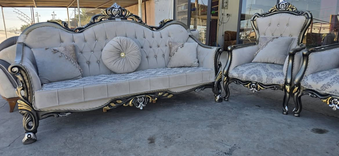 شراء كافت انواع التخامه
تخم ملكي تركي حفر ماركه صبغ حراري ١٠نفرات نضيف جدآ اخو الجديد يرهم مراوس او بيع 
العنوان ابو خستاوي طريق ياحسين 
الفرع الأول عمود٥٩ 💢 
الفرع الثاني عمود ٧٢معمل ومعرض باب الحوائج ***********واتساب
