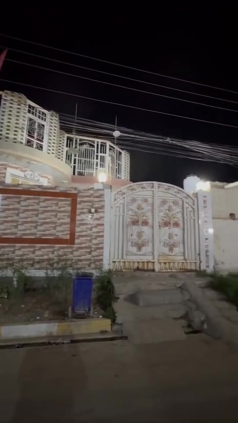 سلام عليكم بيت البيع مساحته 200 بل فتاحيه مقبيل المركز شراي تصال ***********

