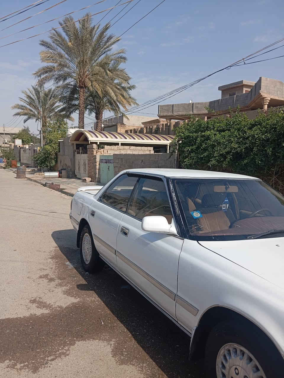 سلام عليكم للبيع او مراوس مارك 1992 سنوية 29 صدر خلفي امامي كهربائيات كل شغالة علا وضع شركة منضومة زنون سنتر لوك ريمونت مسجل شاشا منضومت تبريد جديدة تبريد شغال كير ومكينة جدد مكفولة من كص ونقل جثة  سيارة بدون صبغ بيهة تصليح بل هلال لخلفي سيارة منضومت غاز جديدة سياره عوزهة زوج تاير امامي فقط للعنوان ديالى المقدادية رقم الهاتف *********** سعر 52بيهة مجال
