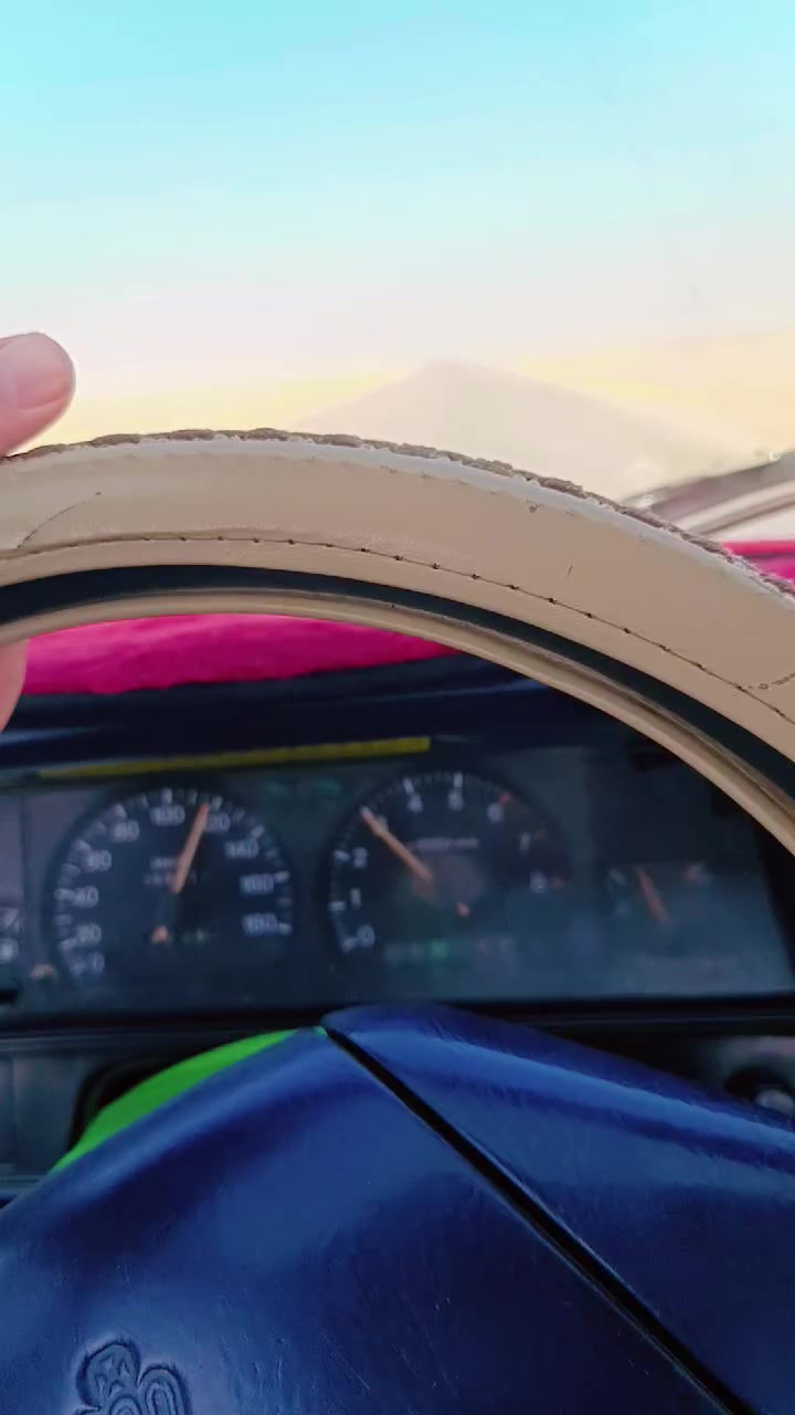 سلام عليكم هارتوب للبيع موديل 91 رقم بصره نكليزي هزه جديده بسمي سنويه ل27 محرك كير شاصي خير من الله حداديه نص عمر سياره خير من الله يرادله ترتيب تجي وشوف مكان خضر ناحيه دراجي *********** ترهم مراوس مع الفرق
