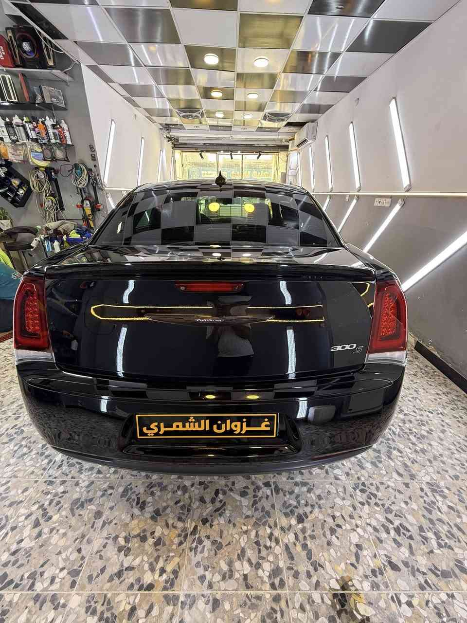 السلام عليكم 
كلايسلر اوبامه 300S 
2018 
السياره داخله كلين 
نطخت عندي هنا باب نصبغ 
السياره جديده لووك حداديه جديد 
تايرات جديد قبل شهر بدلتهن كلهن 
السياره مال متتصرف ولا فلس عليه 
ماشيه 105 حقيقي. على ايدي 
مكينه وكير كفااله 
بالعافيه على الي ياخذهه 
رقم سليمانيه تحول بسم المشتري
ما يحتاج اذكر موصفات S 
*********** 
للمعلومه السياره بنورامه  

السعر 240$
