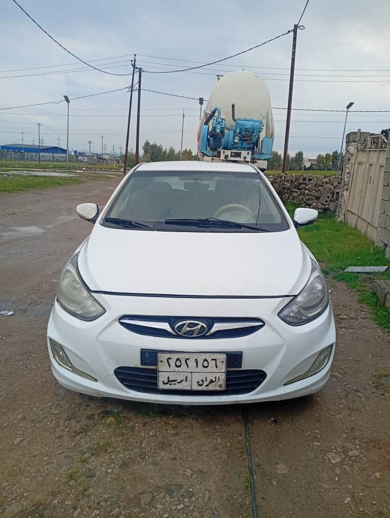 اكسنت خليجي 2011 مضروبه جنطه ومصبوغه عام  وتخم تير السيارةخير من الله سعرها 75 وبيها مجال  ورقم *********** و خاص السليمانية, العراق
